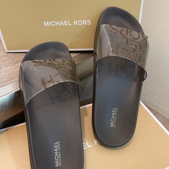 Michael Kors Gilmore Slides worn once - Picture 3 of 4